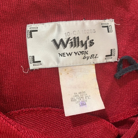 80s NWOT vintage deep red flowy maxi dress - Picture 2 of 8